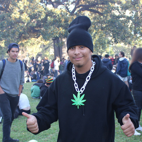 We Watched 4000 People Getting Stoned In A Melbourne Park Vice United States